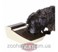 Trixie (Трикси) Water Fountain Автоматическая поилка для кошек и собак 2 л